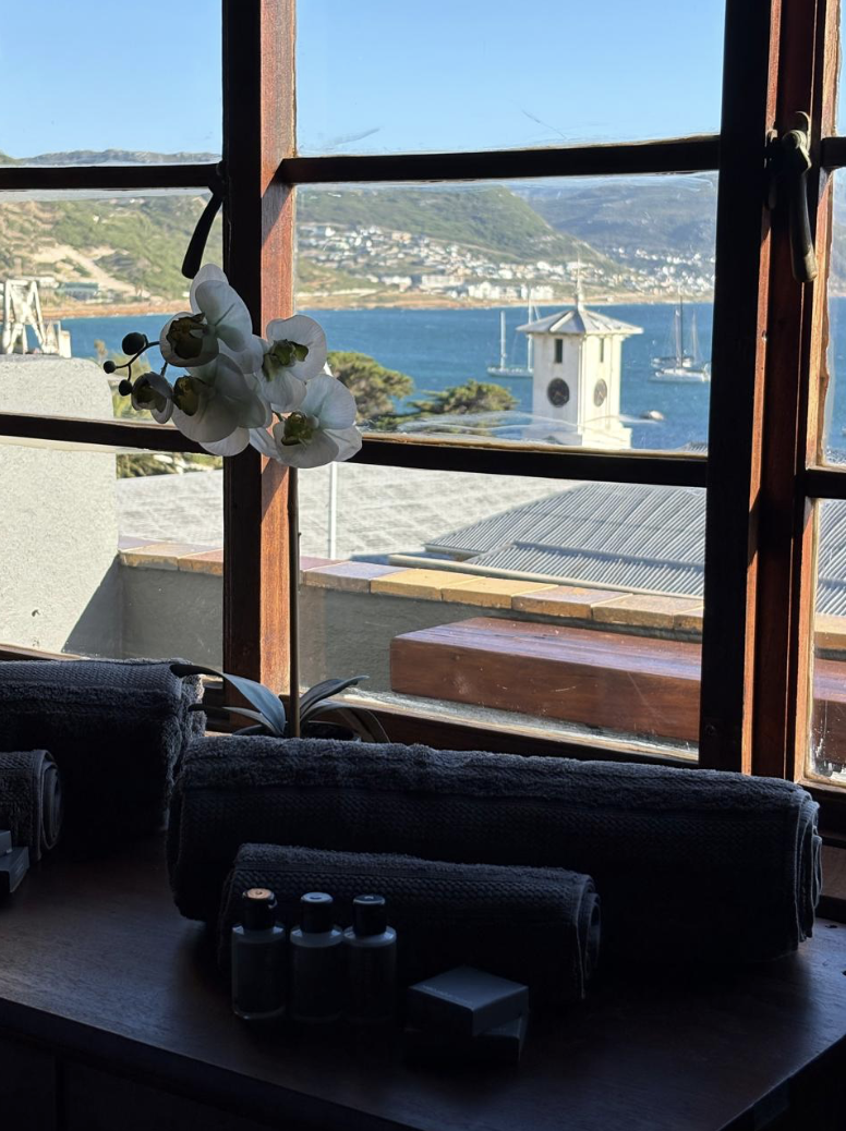 To Let 2 Bedroom Property for Rent in Simons Town Western Cape